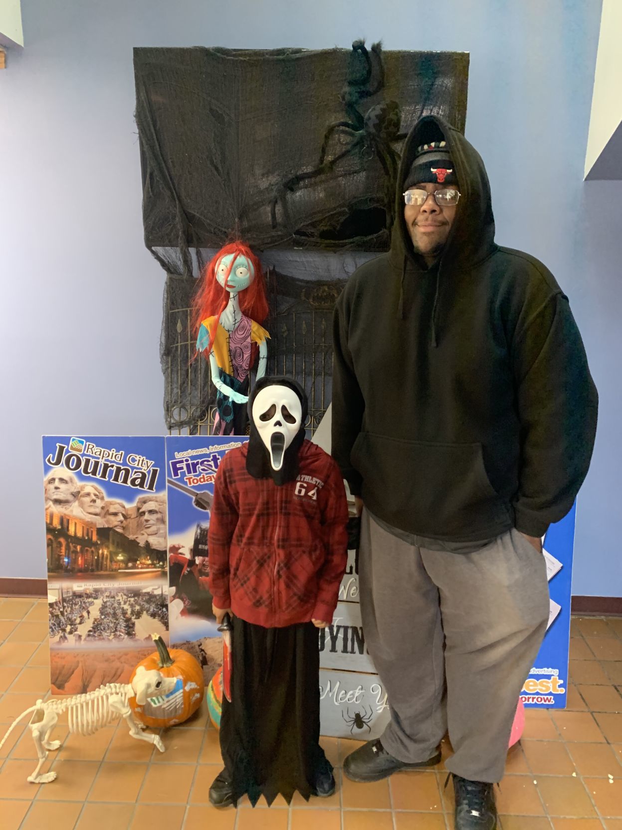 Halloween Pictures to run in Thursday's paper 115.JPG